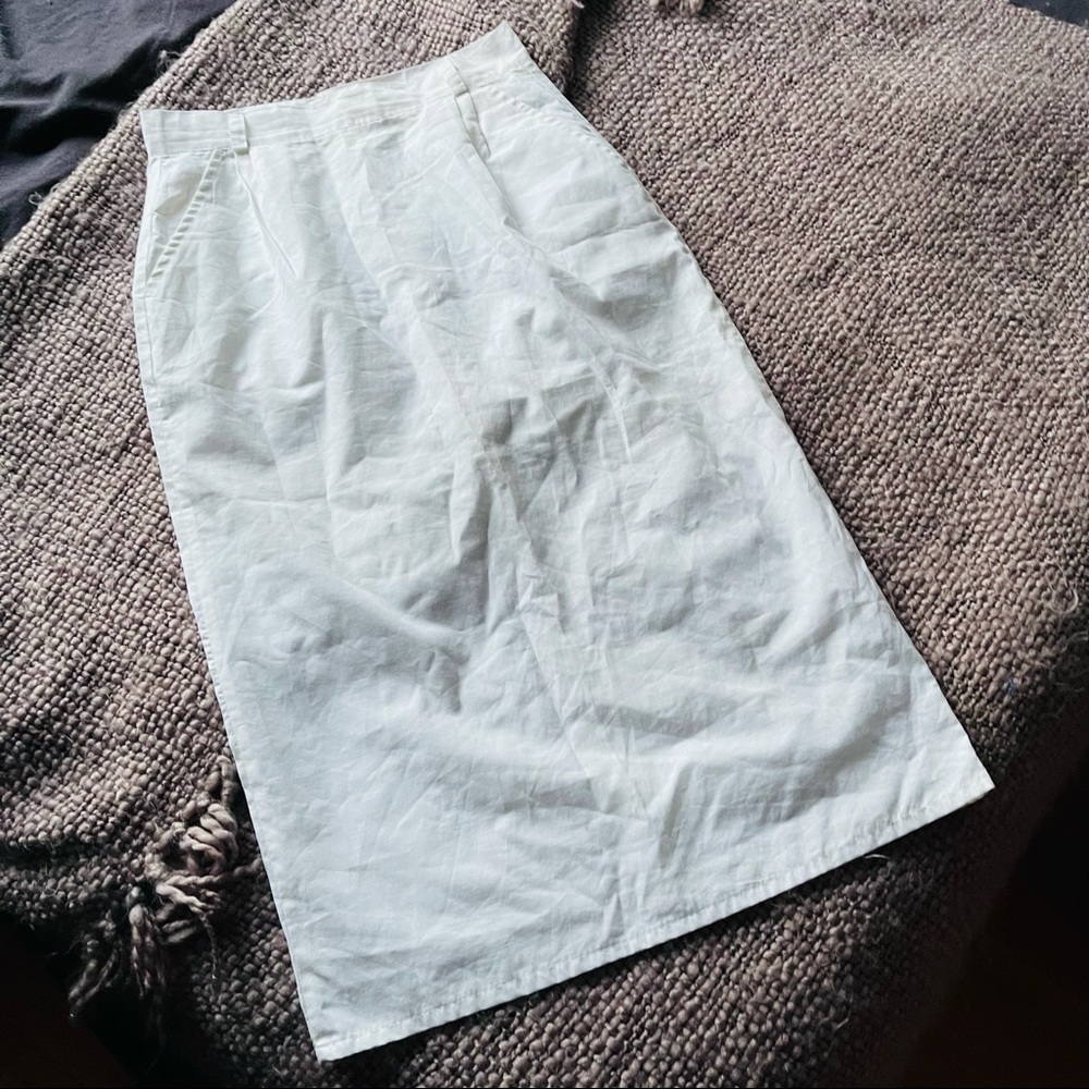 High Rise White Skirt with Pleats
